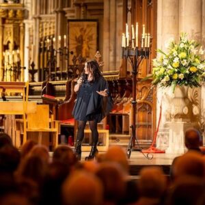 Janina Ramirez Instagram - Well it seems I can only deliver maniacal lectures. Seen here @Southwarkcathed for @PAPYRUS_Charity . Sometimes I just wish I could act a bit more restrained… amazing photos by @stevecrossphoto 😍