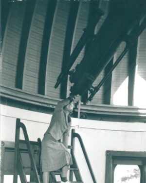Janna Levin Instagram - In nineteenth-century America, astronomical observatories had become something of a craze and, despite an intriguing history of bold attempts to manifest a grand observatory in the bustling metropolis around Brooklyn and Manhattan, none succeeded. The rise and fall of the three largest never-built public New York metropolitan area observatories proposed between 1847 and the first world war—the Brooklyn Observatory, the New York Astronomical Observatory in Central Park, and the observatory of the Brooklyn Institute (now the Brooklyn Museum)—is a tale of great passion and mislaid dreams. 

In an inspired, Fitzcarraldian ambition, Pioneer Works plans to hoist a stunning observatory atop the former factory originally named Pioneer Iron Works. The Pioneer Works Observatory—a public observatory the likes of which New York City has never seen—will offer a magical experience, free and available to all. To honor the city’s history of false starts, the Broadcast team commissioned science writer, historian, and antique telescope enthusiast, Trudy Bell, to reflect upon New York City’s observatories that might have been. Read the full piece at the link in bio🔗🌃🔭🌠
