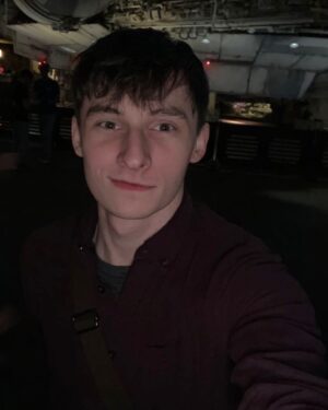 Jared Gilmore Instagram - Back in California and had an awesome day at Disneyland, looking forward to what’s ahead! Hoping to start streaming again soon once we’re settled in! Huzzah! #disneyland #california #starwars