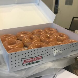 Jared Gilmore Instagram - It’s a #OUATBurbank miracle ... the glorious #krispykreme to start off the day and to close it out a concert and #overwatch