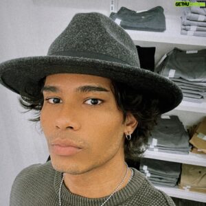Jasmeet Baduwalia Instagram - We rockin with the hat? 🎩