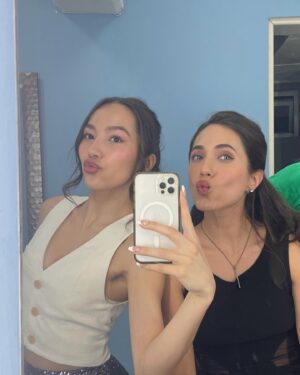 Jasmine Vega Instagram - unhinged in mexico