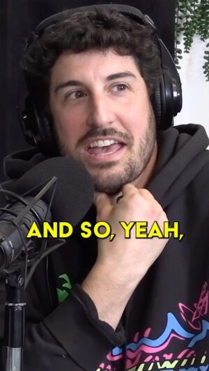 Jason Biggs Instagram - NEW @alnpodcast with the hilarious @biggsjason is OUT NOW🤘

Stories and giggles for days. Get it. Love it. Share it🔥

#alnpodcast #jasonbiggs #americanpie #comedy #pie #adamray #nyc #orangeisthenewblack #savingsilverman #americanwedding #americanreunion #standupcomedy #funny