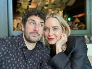 Jason Biggs Instagram - Fifteen years, I haven’t been able to keep my eyes off of you. And not just because when they are, you end up giving away my clothes to your instagram followers or breaking in to my ex-girlfriend’s house, but also because you are so stunningly beautiful that it still makes my heart skip a beat. Fifteen years, two kids, and countless kisses later- I am more in love with you than ever. Happy Anniversary @jennymollen .