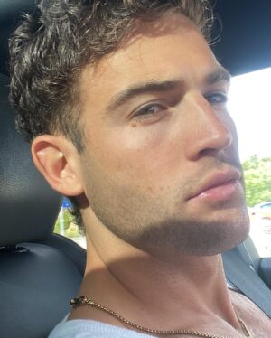 Jason Fernández Instagram - 🌪️