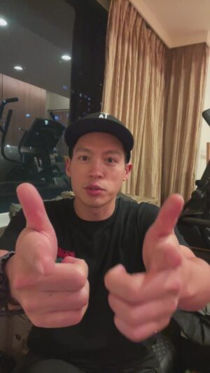 Jason Hsu Instagram - 很久沒跟大家聊天啦～
剛好又是演唱會結束
就來直播一下跟你們聊天
然後就不小心把協志也啦進來了🤣
重點
請一起幫我們金鐘人氣節目決選拉票
手機簡訊·免費投票
→輸入［B］
→傳送至［61058］
不要重複投票喔❗️會變成無效票❌

剛剛直播有說要送大家T-Shirt
我就從這篇貼文有按讚的粉絲裡面抽喔！