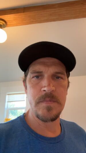 Jason Mewes Instagram - Thank you everyone who came and said hello and congratulated me on 14years today!!! Especially @officialdannytrejo and @thatkevinsmith love , love love!