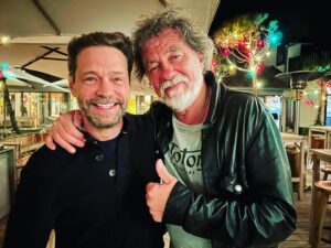 Jason Priestley Instagram - Avec mon nouvel ami @oliviermarchalofficiel @lacoorniche love this guy! Vive la France! #frenchfilm #lacoorniche