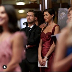 Jason Priestley Instagram - Hey Canada! Another new episode of #privateeyes tonight at 10:00 on @globaltv  Tonight #shangie crack a case at the world famous Toronto Film Festival @tiff_net  Its sure to be a blockbuster!! @cinnysam @elyse_levesque @shawnpiller @thesamanthawan