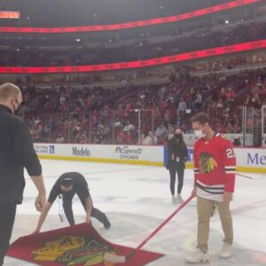 Jason Priestley Instagram - Fun times doing Shoot the Puck @nhlblackhawks game!