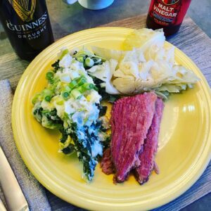 Jason Priestley Instagram - Happy St Patty’s Day everyone! This is how we celebrated... #cornedbeefandcabbage (10 hours in the slow cooker!) #colcannon and of course #guinessbeer ! God Bless the Irish!!