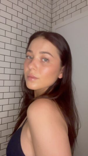 Jasper Polish Instagram - everyday look @irisandromeo