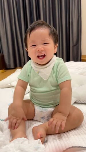 Jasson Instagram - 진동벨웃음