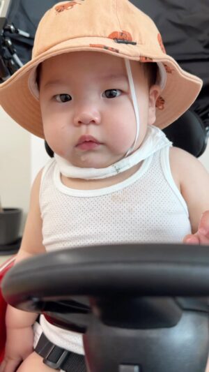 Jasson Instagram - 인생 첫 빠방이🚘
