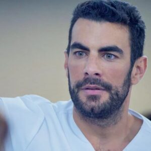 Javier Jattin Instagram - Juan Pablo en acción.

Gracias por todos los mensajes familia, esto apenas comienza... Me emociona saber que viven las urgencias al 100 igual que nosotros al rodar las escenas. 
Esta semana conoceremos más de la vida de este tipo. Que dicha saber que ya les cae tan bien!
.
.
.
.
.
.
#enfermeras #JavierJattin