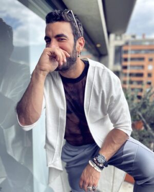 Javier Jattin Instagram - Domingo de relax... en algodón orgánico.
@sientochenta @sientochenta.man
Una marca emprendedora 100% colombiana #YoApoyoColombiano