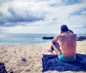 Javier Jattin Instagram - Si tan solo se pudiera...

Y por allá familia qué es lo que más extrañan en estos días? 
.
. 
.
.
.
.
.
.
#JavierJattin #beach #bluesky #tanning
