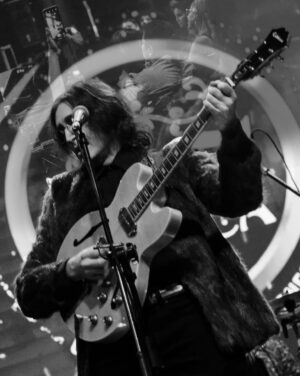 Javier Parisi Instagram - Reviviendo a la leyenda:
@javiparisi iluminó Lima con su concierto tributo a John Lennon, en donde también pudimos disfrutar de las canciones más representativas de The Beatles. 

Recuerda que si estás en Trujillo, puedes verlo HOY en el @teatro_upao. Entradas disponibles en @joinnus 🔥

Fotazos por @meghanlinoph ✌🏻

#javierparisi #Johnlennon #tributo #thebeatles