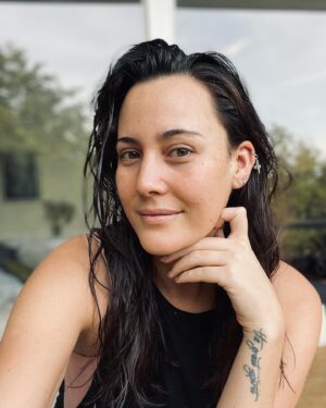 Jay Anstey Instagram - Something just for Mom.

My favourite skincare brand is doing a #30DayRewild month in Feb (my birthday month) So I’m joining them on this journey! 

I love skincare and more importantly the importance of microbiome and probiotics of the skin. I’ve always spoken about good gut health so it’s only fitting that I take it to the skin too! 

You can buy your own 30 day pack at an Esse Stockist (at 50% savings) and join me! And a huge bonus is that they’re vegan too!

I swear by this brand… so here’s to Happy rewilding! Will check in again in a few 👏🏼🥰 🍃 

#30DayRewild #rewilding #skincare #vegan #veganskincare