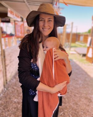 Jay Anstey Instagram - Am I a marsupial mom? 
Why yes.. yes I am.. 
🌸

#mom #momlife #postpartum #4thTrimester #babies #newborn #baby #family #motherhood #parenthood #momsofinsta #girlmom #momblogger #momblog #clickinmoms #lightinspired #kidsforreal #illuminatechildhood #magicofchildhood  #alternativeparenting #wildwomensisterhood #marsupialmamas