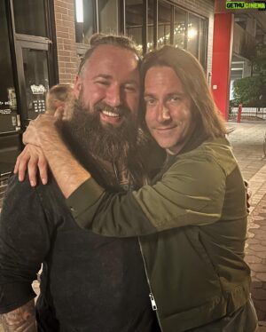 Jay Foster Instagram - What can I say?

Meeting @matthewmercervo was such a surreal experience.

Allowing myself to be vulnerable with him about good work that has been done by accidentally teaching me how to DM by osmosis through watching @critical_role.

We also bonded over how Orange Monsters are the true drink of champion game masters 😂

He has such a warm presence and gives the best hugs.

Meet your heroes; just have great heroes.