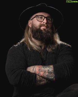 Jay Foster Instagram - Just a couple of headshots as I haven’t taken any in… like 2 years? 😅 I don’t even remember haha.

Would you let this guy GM for you? 😏 🤣