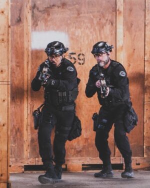 Jay Harrington Instagram - still fits…
SEASON FINALE TOMORROW NIGHT!!!
@swatcbs at 8pm on @cbstv 

@davinophotostudio