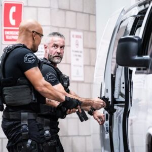 Jay Harrington Instagram - east coast, @swatcbs SEASON FINALE coming at ya… let’s do this 👊🏼👊🏼👊🏼

@davinophotostudio