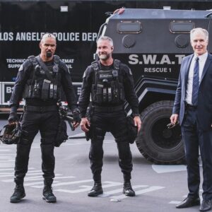 Jay Harrington Instagram - having too much fun at work, so…

@davinophotostudio