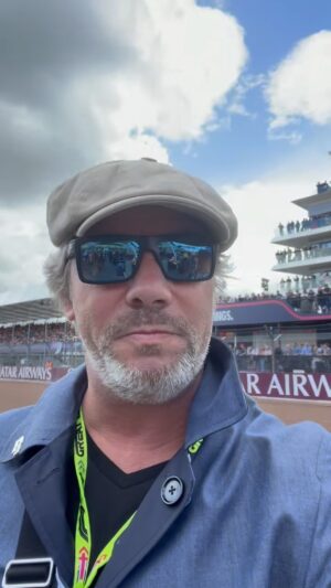 Jay Kay Instagram - Pit Walk! 

@f1 
@silverstonecircuit 
@mclaren