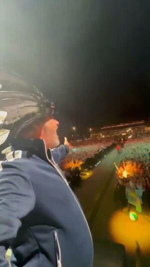 Jay Kay Instagram - Thank you Italia, thank you Prague! You were epic! And thank you Elton- for all the amazing songs. A huge inspiration to me. J xxx

@metronomeprague 
@laprimaestatefestival