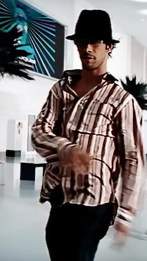 Jay Kay Instagram - And my heart started thumping 📈 #OnThisDay in 2001 we released ‘You Give Me Something’.