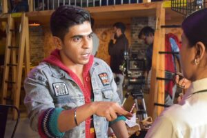 Jay Thakkar Instagram - Kaisi lagi Gullak Season-4 ke SURYANARAYAN aur SHILPI ki chemistry? Comments me bataaiye!😉♥️

Watch Gullak Season-4, Streaming Exclusively on Sony LIV App. 👨‍👨‍👦‍👦♥️

 #GullakSeaaon4 #Suryanarayan #SonyLiv #TVF #WebSeries #JayThakkar #Solanki