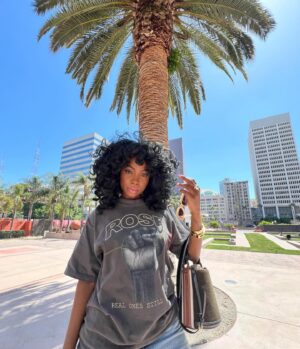 Jayd Ink Instagram - It's the homeless man asking to take my photos for me. LA is not a real place 🌴