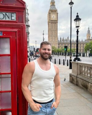 Jaymes Vaughan Instagram - Took my first solo vacation ever to London thanks to @americanair…and I think I’m hooked on London. Did y’all know you can redeem your #AAdvantage miles on all things travel not just flights and hotels (which I used mine for btw). You can also use them for Admirals Club® lounge access, inflight WiFi (did that too), seat upgrades (highly recommend this, I’ve gotten some really amazing seats for what I think is very little miles ), car rentals, experiences, and more. Can’t wait to come back here with the husband 🇬🇧 #AmericanAirPartner
