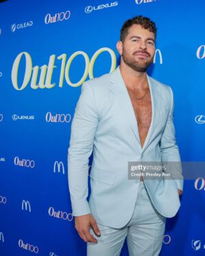 Jaymes Vaughan Instagram - Such an honor to get to co-host last night’s OUT100 Awards in LA. To be amongst some of the LGBTQ  folks who are doing the most to move progress along makes for one inspiring night. And to be a in a room where it feels like everyone is truly rooting for everyone else is a really special thing. Go Queers! 🏳️‍🌈🏳️‍⚧️ @outmagazine 

Thanks @presleyannphoto for always making me feel the most comfortable on the red carpet and getting the best pics ❤️❤️

And congratulations @advocatemarkb so inspired by all you’re doing for our community!