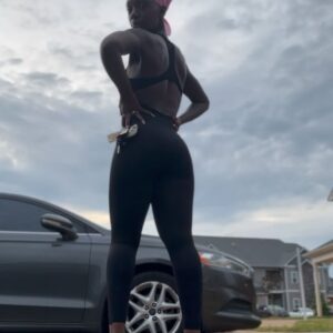 Jazlyn Miller Instagram - Every day I wake up at 4am, get in my car and go workout. Some days I’m so tired my eyes burn, other days I have all the energy in the world….both days, I’m showing up!! It’s time for my internal to match my external! I am sooooo proud of me!! I show up for myself no matter how hard, and I’m loving the results! S/o to @isi.greensboronc for kicking my A**…but helping me feel good enough to put my muscles up in every picture😂😂🫶🏾💪🏾
—-
A huge shoutout to my hubby @mr_9ray_willseeyounow for helping me with my running journey! Running sucks ( it really), but the way it makes me feel is everything, so idc, I’m sticking beside it!!! 😂