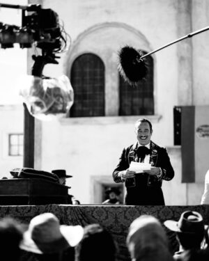 Jean Dujardin Instagram - Joie 😀 #zorro #dondiego #série photo @christophe_brachet_
