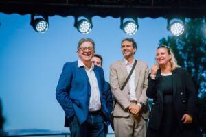 Jean-Luc Mélenchon Instagram - Le soir où le soleil s’est levé à 20h !

#VictoireNFP