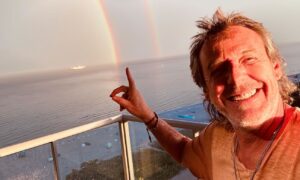 Jean-Luc Reichmann Instagram - 🌈 Double arc-en-ciel 🌈 😍🙏… 
ça s’arrange à #miami 🇺🇸‼️
je pense que l’on va bientôt pouvoir rentrer 🇫🇷 ❤️ #france