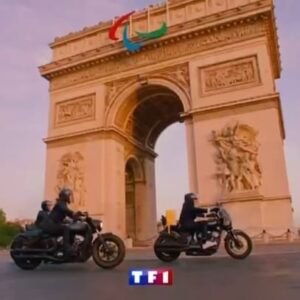 Jean-Luc Reichmann Instagram - 🌟🌟🌟 En avant-première, rien que pour vous ‼️ … 
#les12coupsdemidi ✨ @tf1