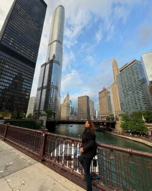 Jean-Luc Reichmann Instagram - Chicago !!! 
👨🏻‍🎤 Ride or Die Music TOUR 2024 🎸🏍️☠️ Chicago-> Miami🤘🎶🇺🇸 JL N=❤️ 

#travelphotography #voyages #rider #motorcycle #look #fashionblogger #fashionstyle #couple @jean.luc.reichmann