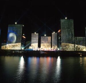 Jean-Michel Jarre Instagram - Holà Sevilla ! I remember the colossal work of the crew building the structure of the stage underwater and the amazing reflections during the show! #sevilla #music #spain #festival #concert #europe #jeanmicheljarre