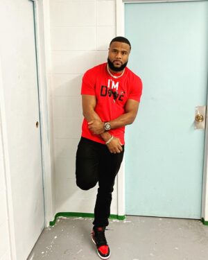 Jean Pascal Instagram - When in Doubt, Wear Red". Wearing red can change your attitude. Red brings the "A" game to an outfit.
#happy # #red #jeanpascal