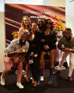 Jean Pascal Instagram - The Champ’s Angels; I got all the flavours, vanilla, caramel  and chocolat!🤣 #holtrenfrew #jeanpascal #charliesangels #ogilvy