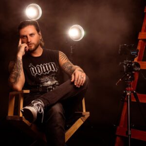Jean-Philippe Cretton Instagram - Último día con 38 años. 
L@s invito a que escuchen mi nuevo single "HISTORIAS" y que como regalo de cumple le den "me gusta", la agreguen a listas, la compartan, háganla suya.
Está disponible en todas las plataformas y más fácil pinchando en mis historias o link en mi bio.

Este trabajo fotográfico es del capo @nicolasfernandoat Gracias!!!