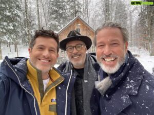 Jean-Philippe Dion Instagram - Ricardo   Serge Denoncourt dans un chalet en même temps = un hôte brulé ben raide après 2 jours !
Un des épisodes les plus éclatés de la saison ! @lavraienature dimanche, maintenant à 21:30.