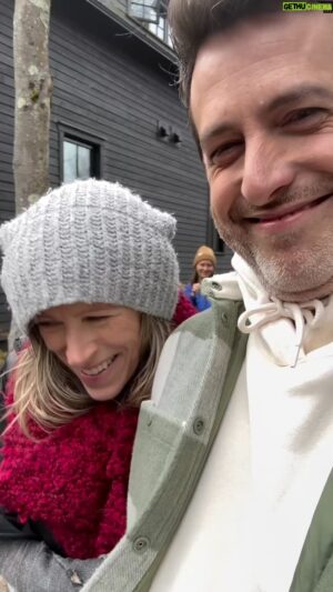 Jean-Philippe Dion Instagram - J’aime @lucedufault depuis toujours, même si elle n’aime pas la fondue chinoise et qu’elle se sent un peu  dégonflée! 😂😂😂 @lavraienature