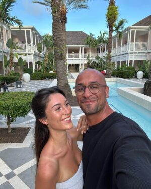 Jean Pierre Kraemer Instagram - Ich könnte nicht glücklicher sein! #purelove #liebemeineslebensundbesterfreund #manyyearsinthemaking #dankefüralles #bahamas #mehrgehtnicht #hättenichtgedachtdasessowasüberhauptgibt ❤️