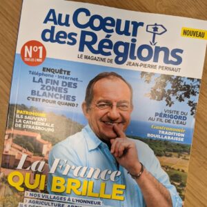 Jean-Pierre Pernaut Instagram - En kiosque vendredi 25. Très fier de ce 1er « Au Coeur des Régions » !